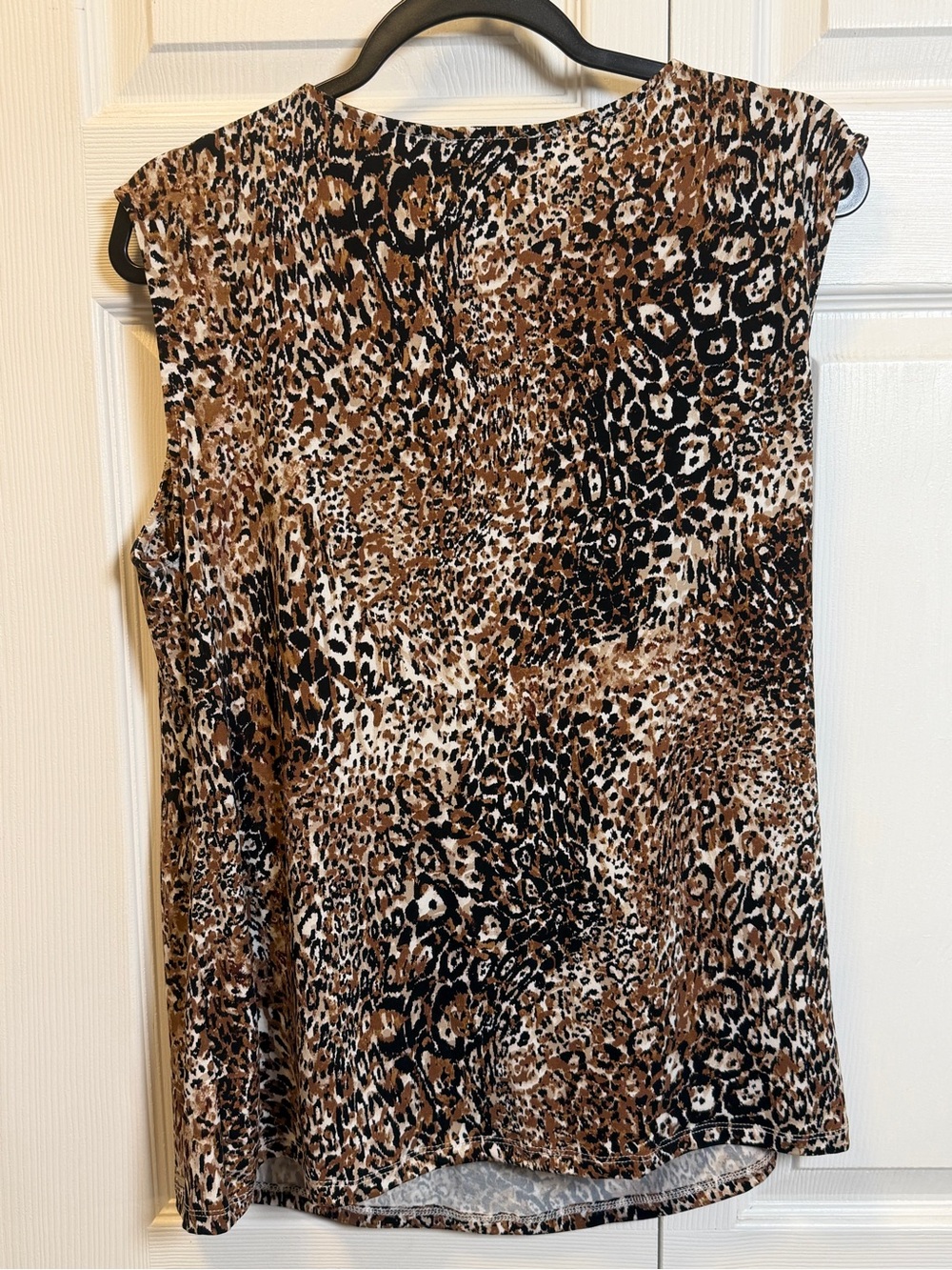 NWT Badgley Mischka XL Leopard Print Sleeveless Draped V-Neck Blouse Top - Picture 4 of 9